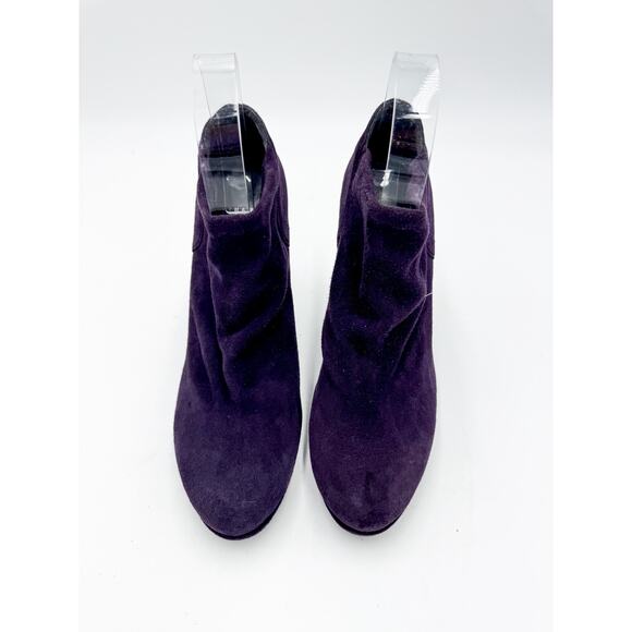 Stuart Weitzman Size 8 Purple Suede Stiletto Booties - Picture 2 of 7